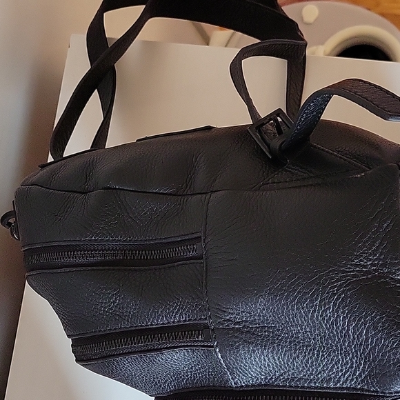 Kendall & Kylie Sloane Pebble Leather Backpack - Picture 5 of 11